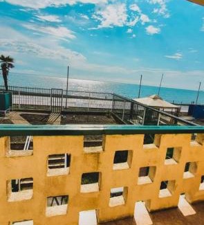 Ureki House | Ureki House