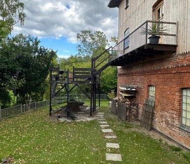 Schlutup Apartment | Urlaub in Einer Historischen Wassermühle an der Trave