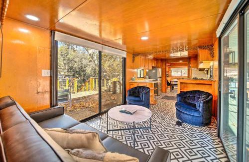 Payson House | Hot Tub and Deck Waterfront Escape in Payson!
