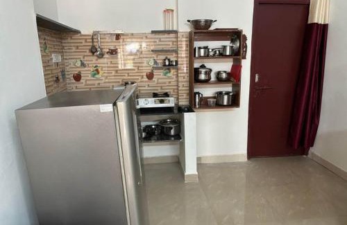 T Nagar Apartment | US Visa MGM APOLLO SINGLE BHK HOME STAY