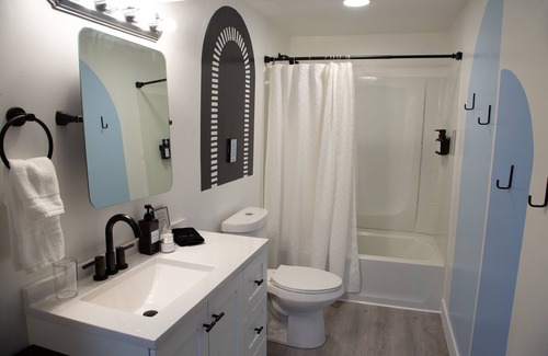 Eagle Mountain House | Utah Family Retreat in Eagle Mountain with King Suite