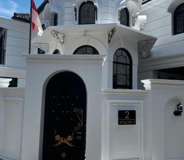 Arcamanik House | Utama House