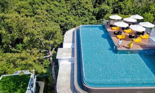 Nai Harn Apartment | Utopia Phuket Naiharn Beach Grand Resort & Spa