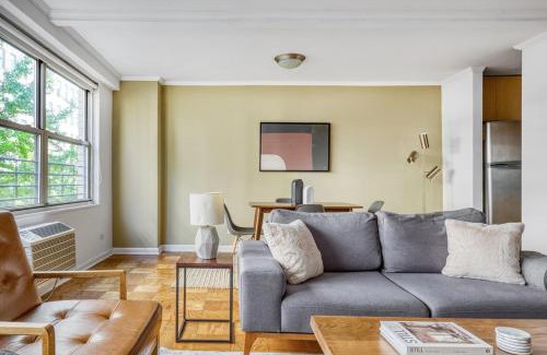 Upper West Side Apartment | UWS 1BR w Gym Walk to Central Park NYC-165