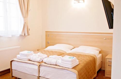 Cieplice Resort | Uzdrowisko Cieplice - Długi Dom