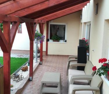 Kiskunhalas Apartment | VárLak Vendégház