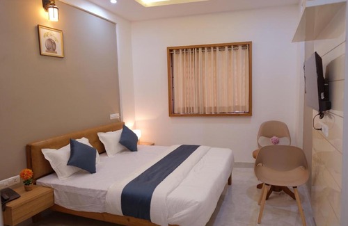 Talipparamba Hotel | V.A TOURIST RESIDENCY