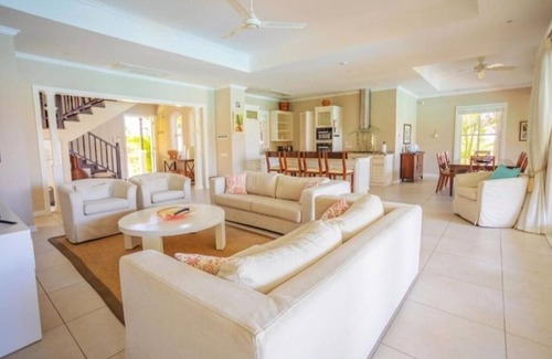 Mahe Island Villa | V2 - Luxury Eden island villa with private pool and ocean view