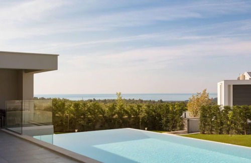 Viskovici House | Vacation home Paola by Interhome