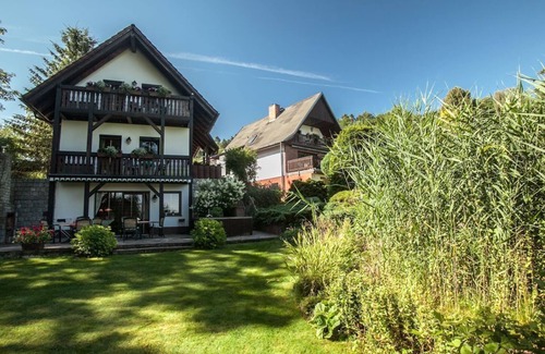 Buckow Apartment | Vacation apartment Seeperle - Chalet by the lake