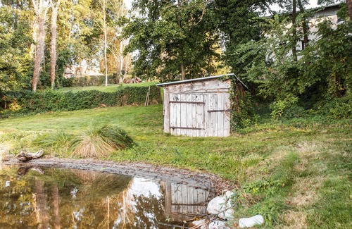 Potzlow Apartment | Vacation apartment directly on the lake with private access.