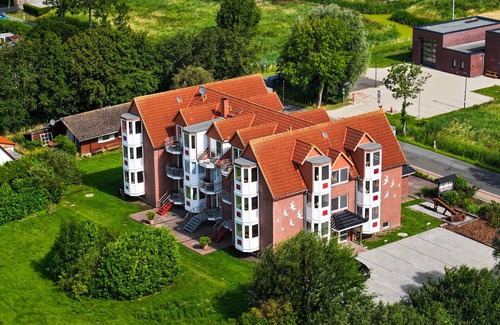 Cappel-Neufeld Apartment | Vacation apartment Hansekogge 1-8, peaceful and dreamy.