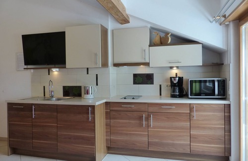 Rifiano Apartment | Vacation apartment for 2-4 people with southwest-facing loggia and organic natural bathing pond