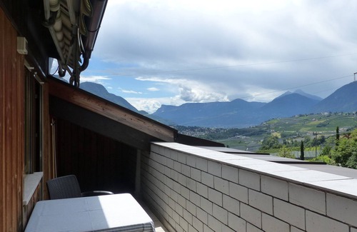 Rifiano Apartment | Vacation apartment for 2-4 people with southwest-facing loggia and organic natural bathing pond