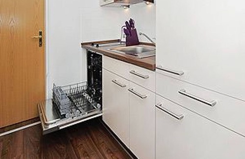 Neuharlingersiel Apartment | Vacation apartment Barbarossa - House Hafenromantik in Neuharlingersiel