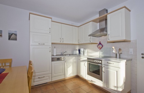 Wiek Apartment | Vacation apartment near the harbor with balcony and sea view - Hafenhäuser Wiek 07