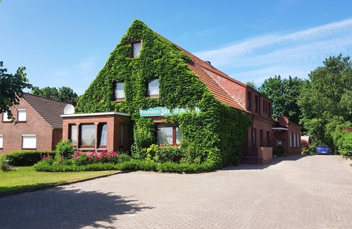 Dornumergrode Apartment | Vacation apartment right on the North Sea, ideal for trips to the islands!
