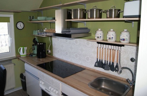 Wilhelmshaven Apartment | Vacation apartment "Seehund-Lilly" in the north of Wilhelmshaven in Voslapp