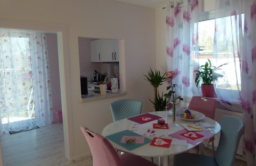Lehrberg Apartment | Vacation apartment (80 m2) with whirlpool and sauna for your time out for two