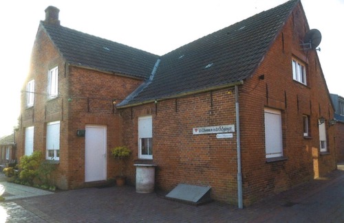 Uttum Apartment | Vacation apartment Alte Post