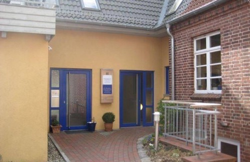 Pries Apartment | Vacation apartment Am Magnolienbaum - apartment/apartment, shower, WC, Whg. 1