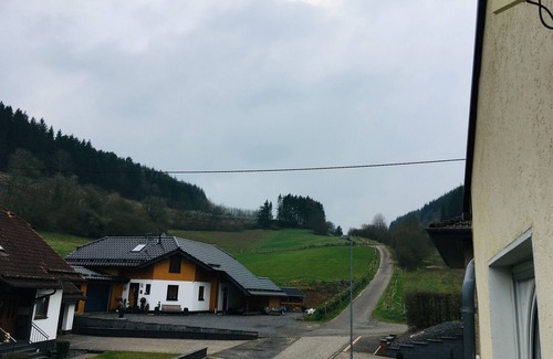 Acht Apartment | Vacation apartment at the Nürburgring/Wintersport Arft,Summerdeal,