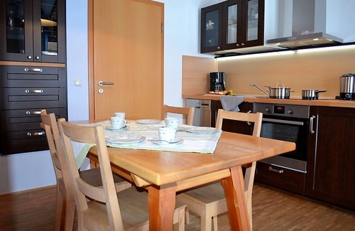 Neubeuern Apartment | Vacation apartment Birnbaum 68 sqm, 2 separate bedrooms, kitchen