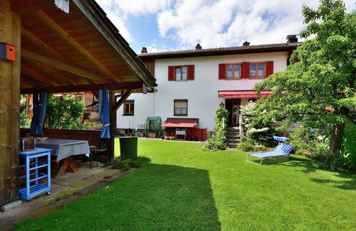 Brannenburg Apartment | Vacation apartment Kaiserblick 57sqm on the first floor
