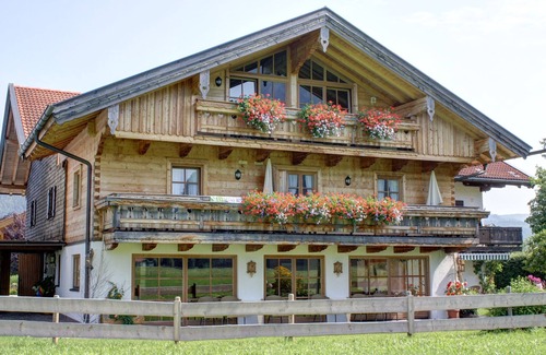 Kreuzfeld Apartment | Vacation apartment Falkenstein for 2 to 3 persons with balcony, 40 sqm, n. k.