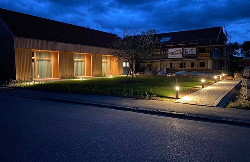 Niederleierndorf Apartment | Vacation apartment in new wooden building with open kitchen