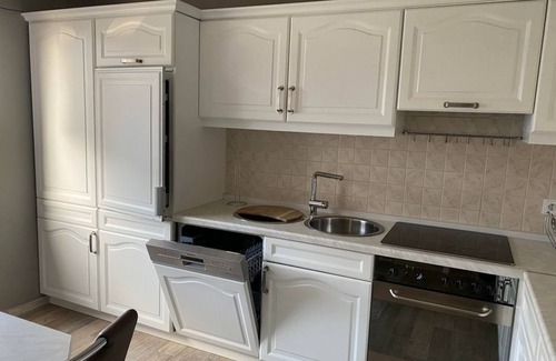 Mertloch Apartment | Vacation apartment Maifeldtraum - 4-bed-apartment. shower/WC, balcony, up to 6 adults + baby
