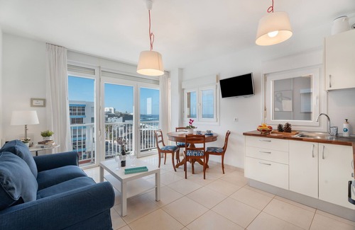 Bajamar Apartment | Vacation Apartment 'Ocean View By Agüita Salada Suites' with Sea View, Balcony and Wi-Fi