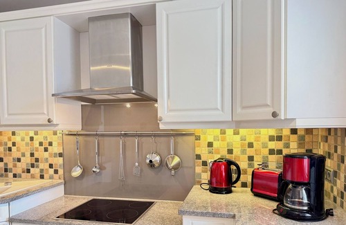 Nonnenhorn Apartment | Vacation apartment Residenz am See - exclusive apartment in the first row with balcony and