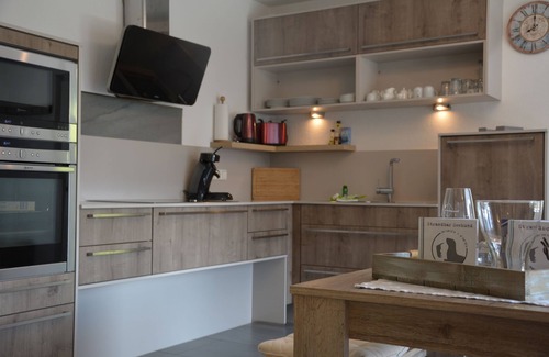 Steenodde Apartment | Vacation apartment with terrace/beach chair on the edge of the dunes