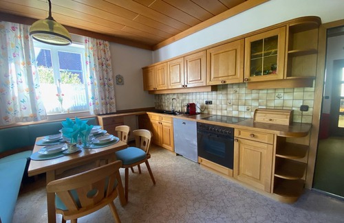 Bad Radkersburg Apartment | Vacation domicile - Comfortable vacation apartment OG1 for 1-5 pers. Central. Terrace.