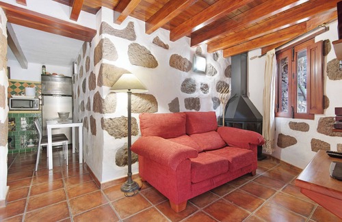 Tejeda House | Vacation Home 'Bentayga Sensation' with Private Terrace and Air Conditioning