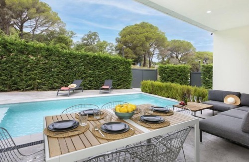 Sant Feliu de Guixols House | Vacation home Alyssa by Interhome