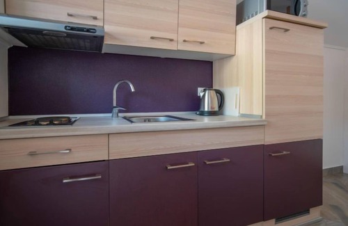 Veli Brgud House | Vacation home Veli by Interhome