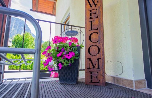 Oetz House | Vacation home Ötztal by Interhome