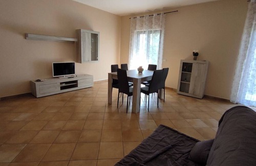Mondragone Apartment | Vacation home 900 meters from the sea, 30 minutes from Naples airport