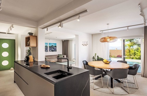 Splitska House | Vacation home Brax8 by Interhome