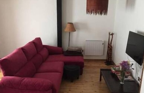 Planoles House | Vacation Home "Ca La Cati" with Mountain View, 2 Balconies & Wi-Fi