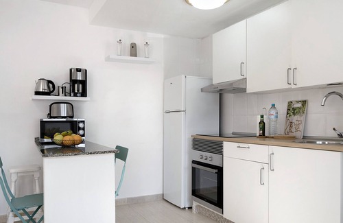 Playa Honda House | Vacation Home "Candido 2" close to the Sea with Private Terrace