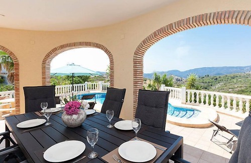 Rafol de Almunia House | Vacation home Capi by Interhome