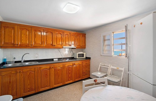 Pozo Izquierda House | Vacation Home "Casa Juan y Fefa" with Sea View, Private Terrace & Wi-Fi
