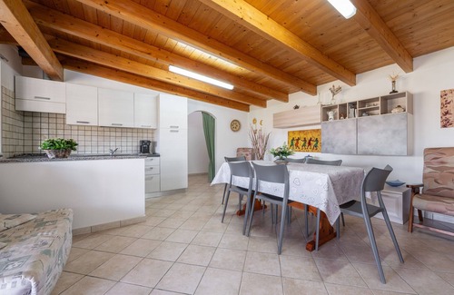 Spiaggia Grande House | Vacation Home "Casa Silvia" with Private Terrace & Wi-Fi