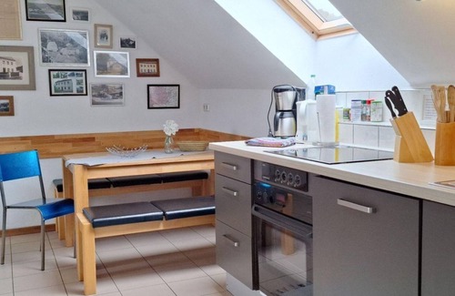 Zweifelscheid House | Vacation home Eifellandhaus (up to 21 persons) - South Eifel Family- u.