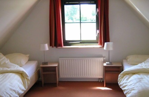 Bant House | Vacation home Eigen Wijze in Bant - 6 persons, 3 bedrooms