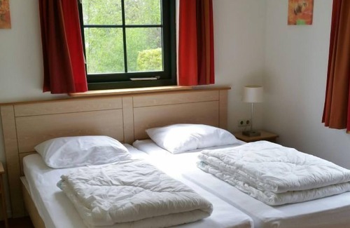 Bant House | Vacation home Eigen Wijze in Bant - 6 persons, 3 bedrooms