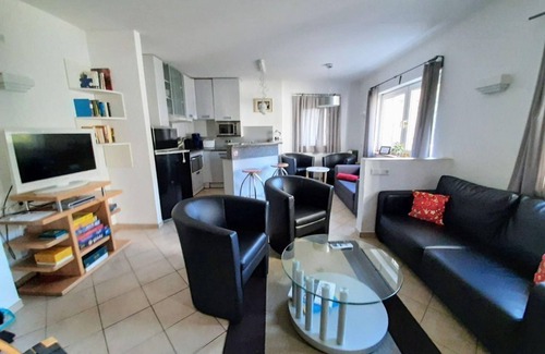 Zweifelscheid House | Vacation home Engelsdorf (up to 27 pers.) - South Eifel family and group vacation homes